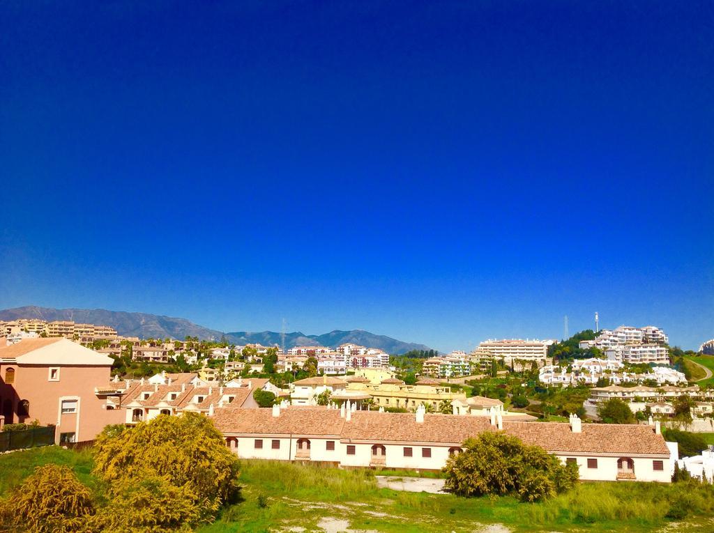 Atico Opalo Apartment Sitio de Calahonda Luaran gambar